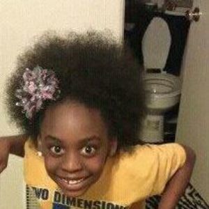 Meet your Posher, Nikki